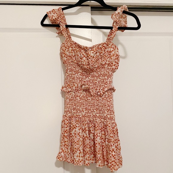 Dresses & Skirts - NWOT Isabelles cabinet smocked dress !